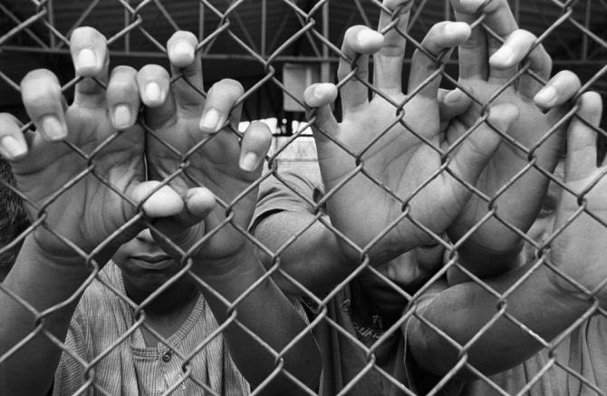 ATIVIDADE INSALUBRE E PERICULOSA: FUNCIONÁRIA DA FEBEM