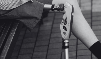 Como a lei define deficiência para a aposentadoria da pessoa com deficiência?